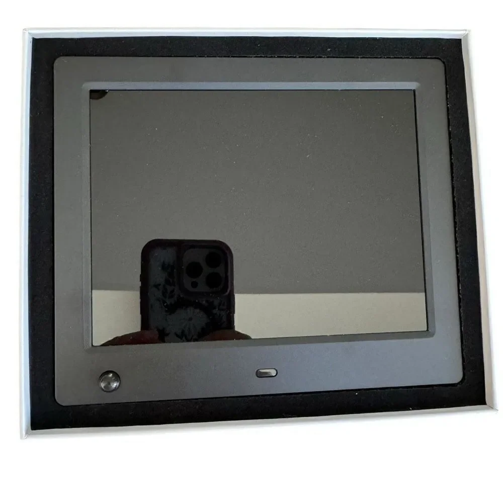 Digital photo frame 1080P 8” IPS LED display new